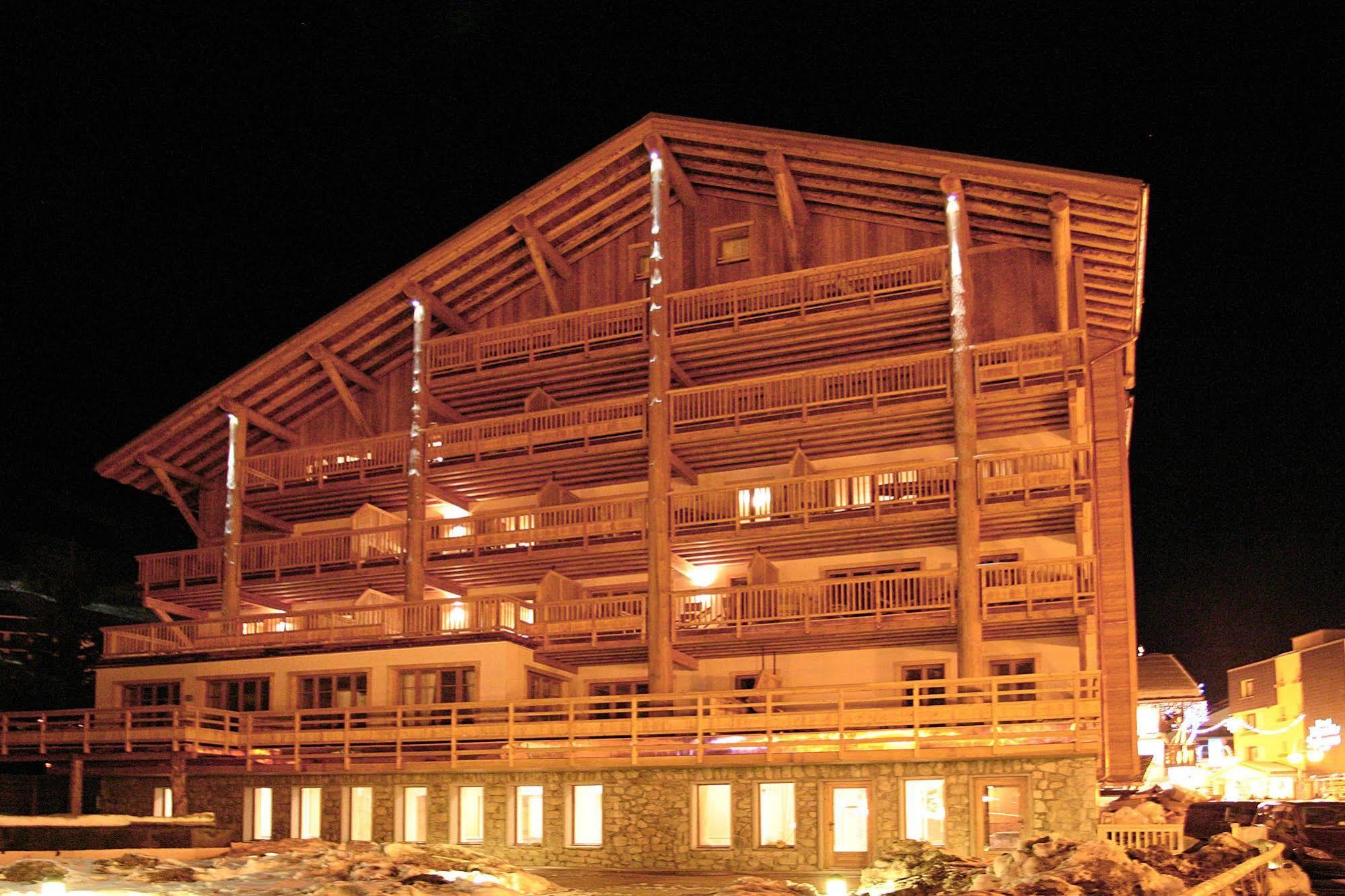 Vacancéole - Résidence Cortina Les Deux Alpes Extérieur photo